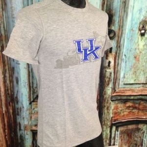 NCAA Kentucky Wildcats Basketball SS T shirt